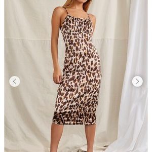 NWT Forever 21- Leopard Print Satin Midi dress- Size Large